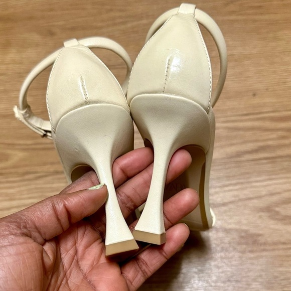 ZARA Beige Sandals - Picture 11 of 11
